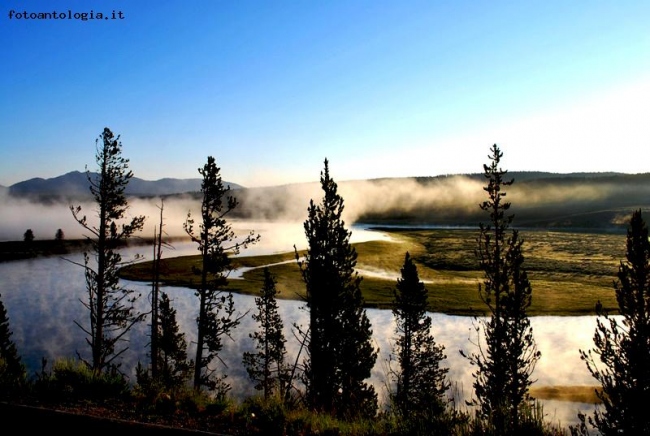 Colori d'alba a Yellowstone