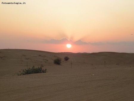 tramonto nel deserto