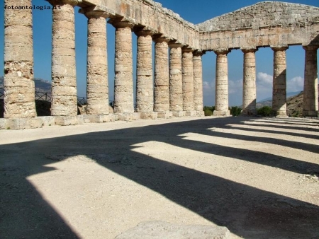 l'ombra del tempio