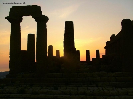 TRAMONTO ALLA VALLE DEI TEMPLI
