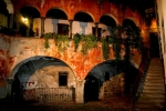 Prossima Foto: notturno medievale