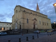 Prossima Foto: Arezzo - cattedrale dei Santi Pietro e Donato
