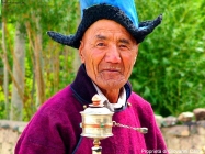 Foto Precedente: Anziano Ladakhi