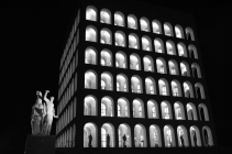 Prossima Foto: Il Palazzo della Civiltà del Lavoro a Roma 