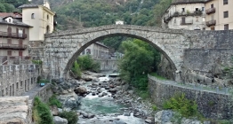 Prossima Foto: Pont-Saint-Martin - Ponte romano