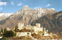 Prossima Foto: Ruderi del castello di Breno-Vallecamonica