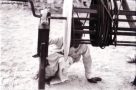 Foto Precedente: piccolo uomo grande deserto