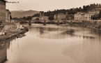 Prossima Foto: vista dal ponte vecchio a Firenze