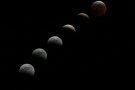 Prossima Foto: fasi eclisse lunare