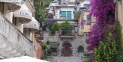 Prossima Foto: per le vie di Taormina