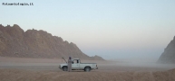 Foto Precedente: In panne nel deserto