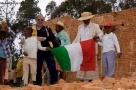 Foto Precedente: Consegna ufficiale della nuova scuola